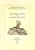 UMA PEDRA ANTIGA COM AS ARMAS DE SINTRA.