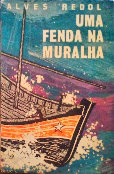 UMA FENDA NA MURALHA.