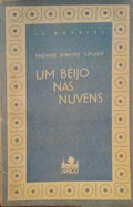 UM BEIJO NAS NUVENS.
