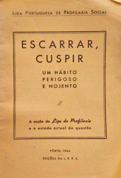 ESCARRAR, CUSPIR UM HÃBITO PERIGOSO E NOJENTO.