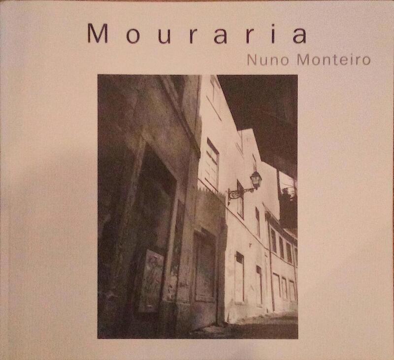 MOURARIA.