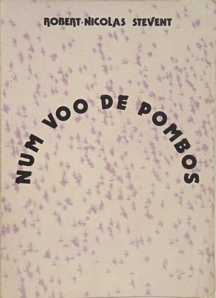 NUM VOO DE POMBOS.