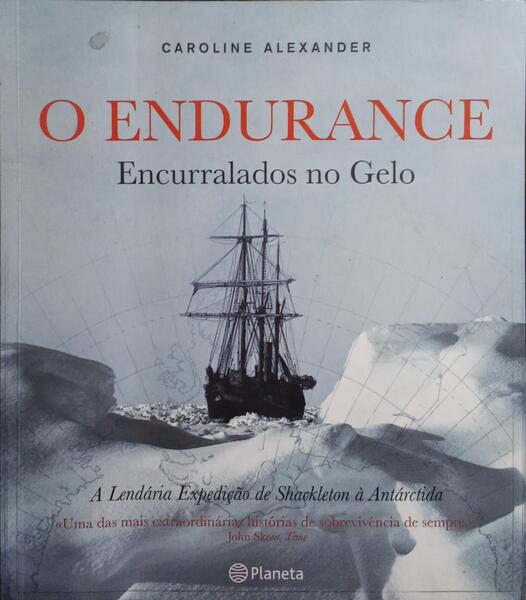 O ENDURANCE, ENCURRALADOS NO GELO.