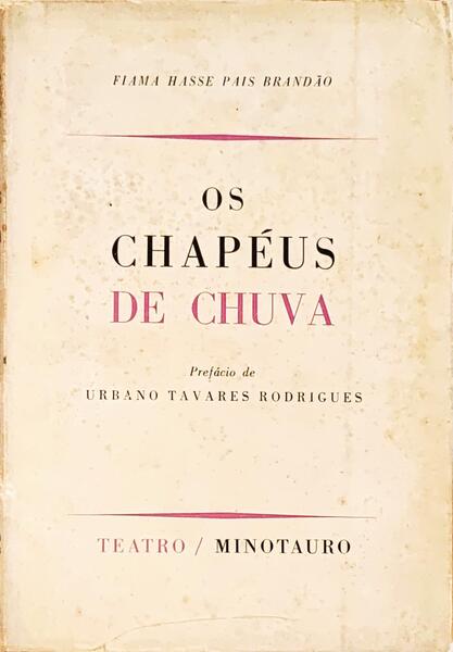 OS  CHAPÉUS DE CHUVA.