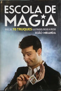ESCOLA DE MAGIA.