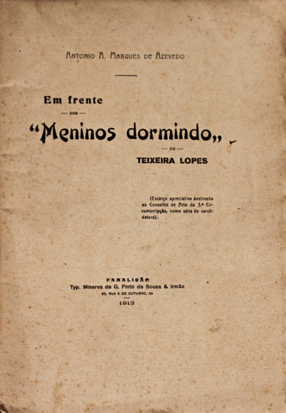 EM FRENTE DOS MENINOS DORMINDO DE TEIXEIRA LOPES.